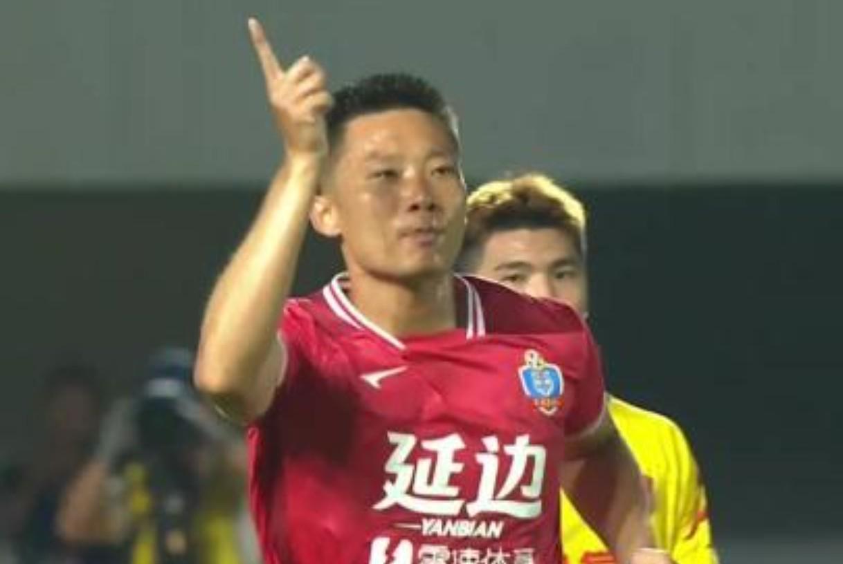 bti体育-王鹏：我带着坦荡与尊严告别延边队，延边是我拼尽全力的青春
